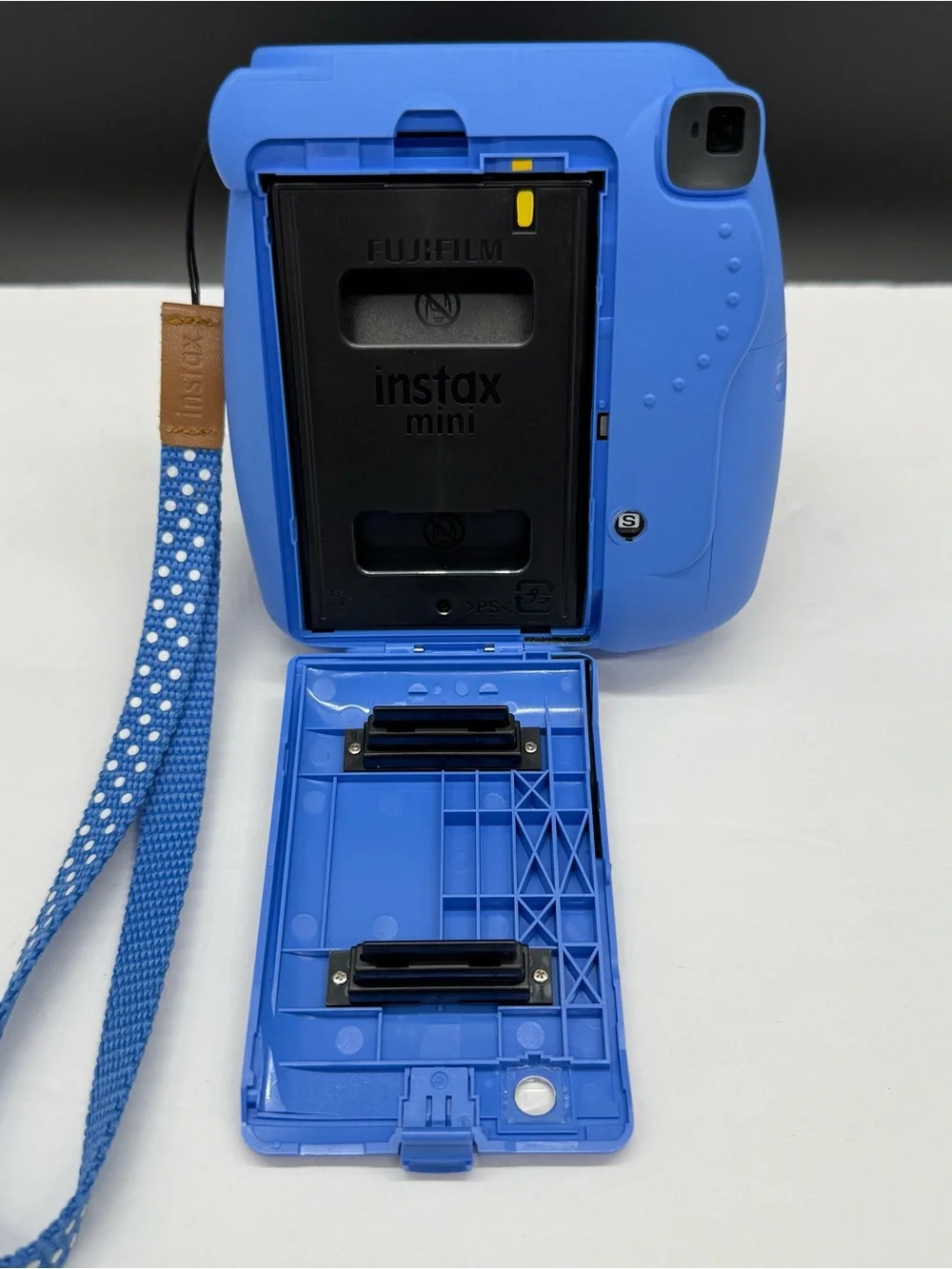 Fujifilm Instax Mini 9 Instant Camera - Cobalt Blue with Wrist Strap Like New